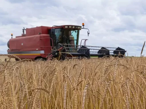 painting of agricultural machinery