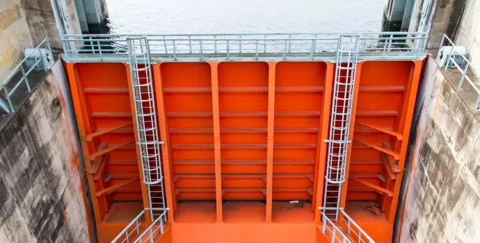 Anti‑corrosion protection systems for hydraulic structures