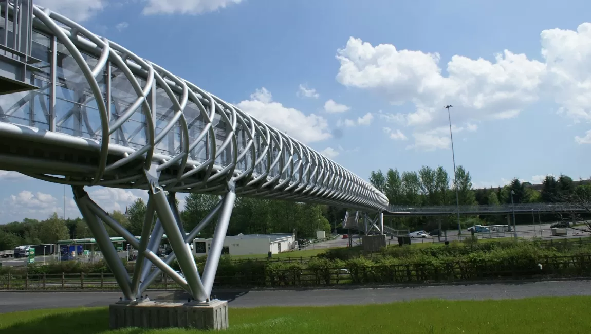 Protection of metal structures of bridges